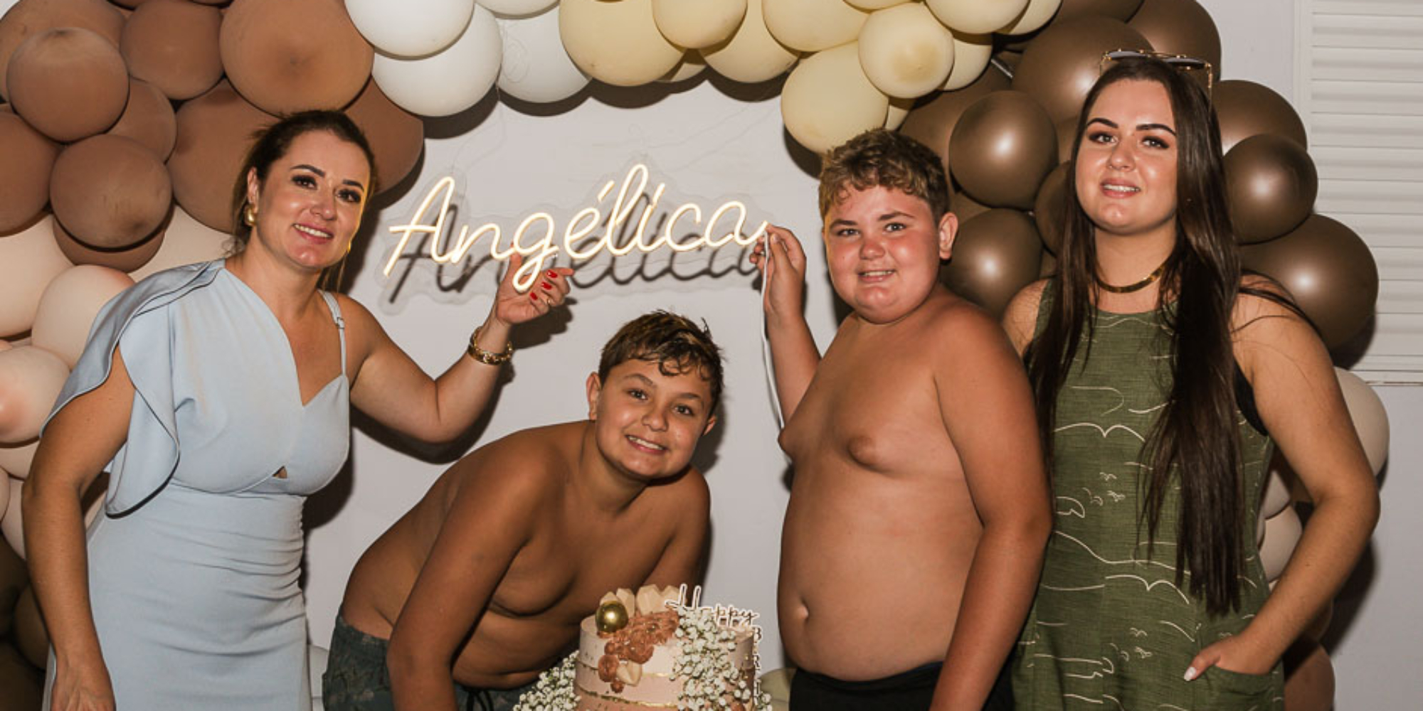 Aniversario Adulto Angelica