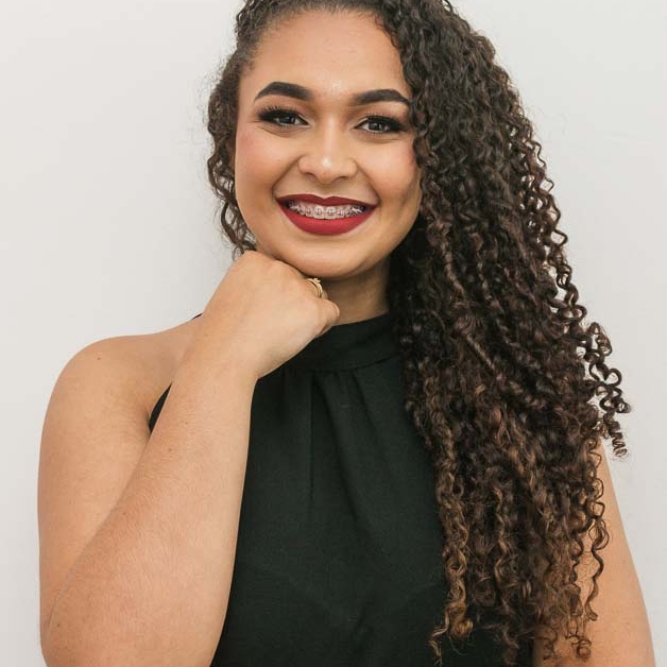 LaisPodestaFotografia-2023-Corporativo-Retratos-UniversodaBeleza004