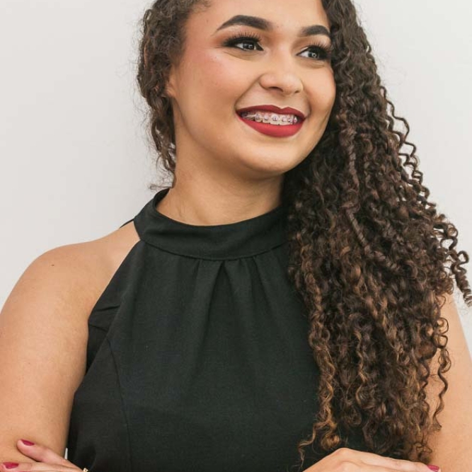 LaisPodestaFotografia-2023-Corporativo-Retratos-UniversodaBeleza005